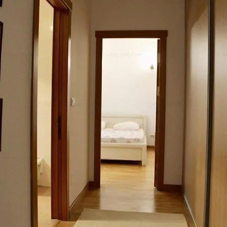 Central Apartment, River View Apartment *