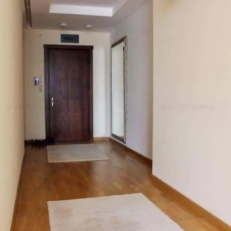 Central Apartment, River View