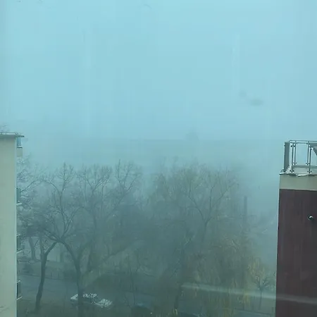 Central Apartment, River View *